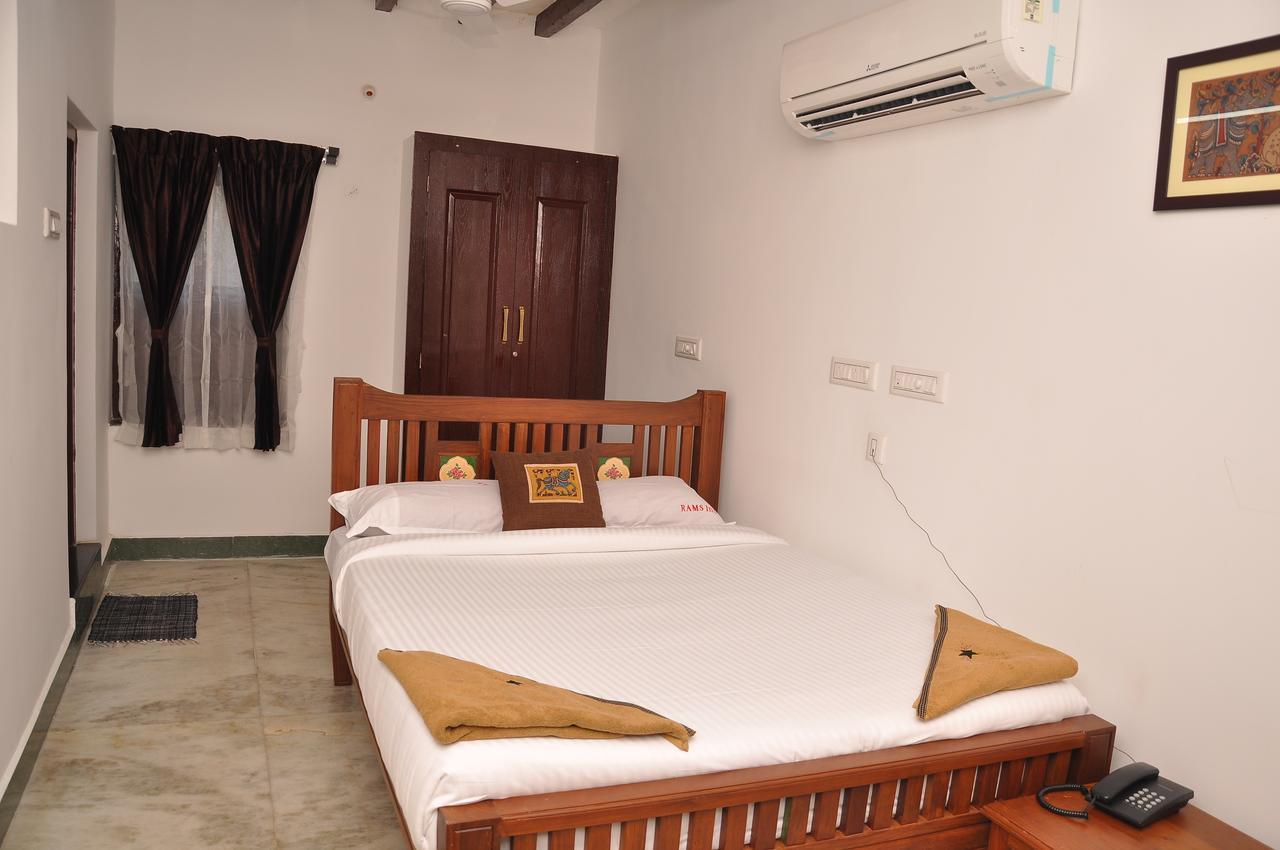 Rams Inn Танджавур Экстерьер фото